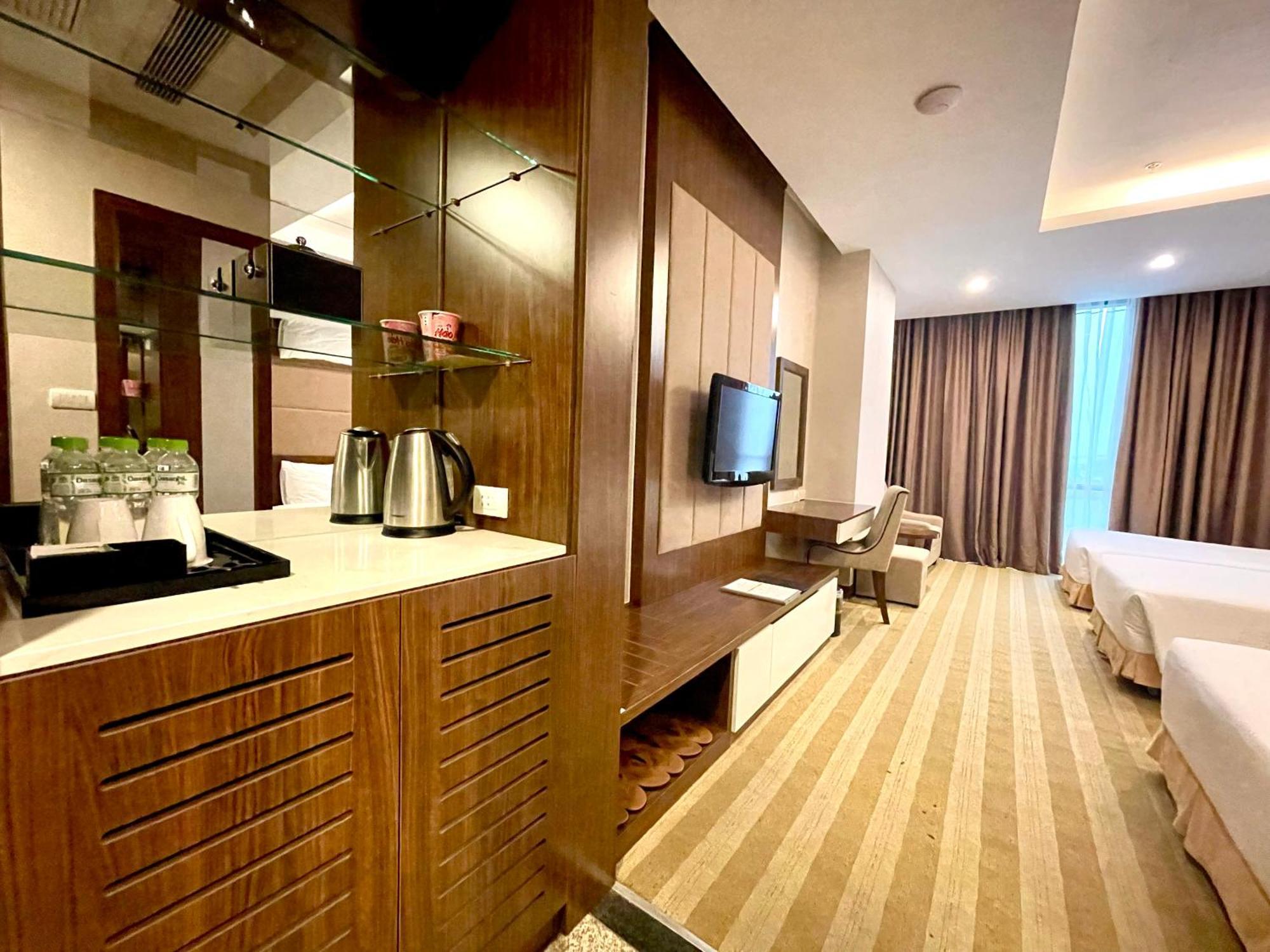 Muong Thanh Grand Xa La Hotel Hanoi Exterior photo
