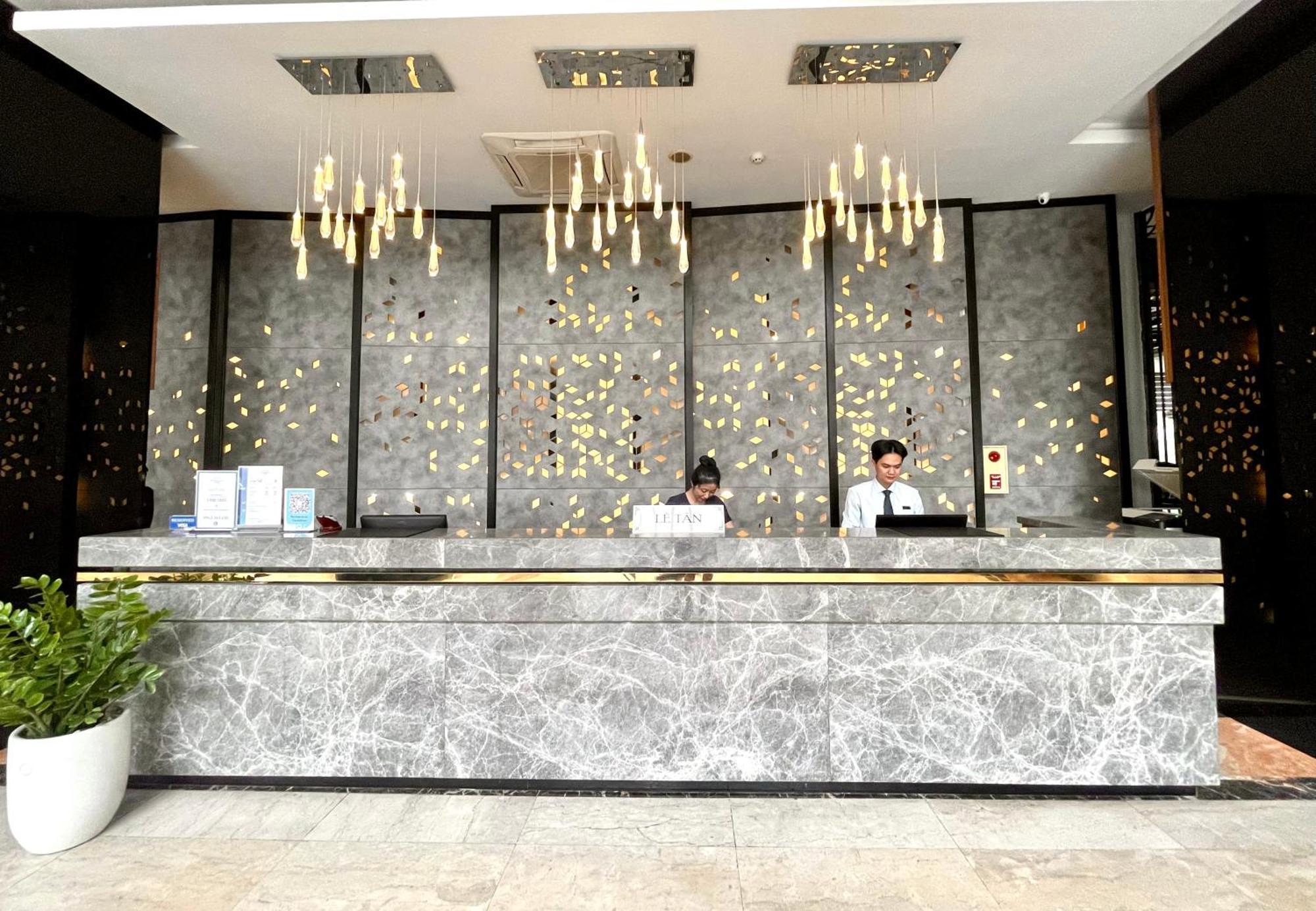 Muong Thanh Grand Xa La Hotel Hanoi Exterior photo