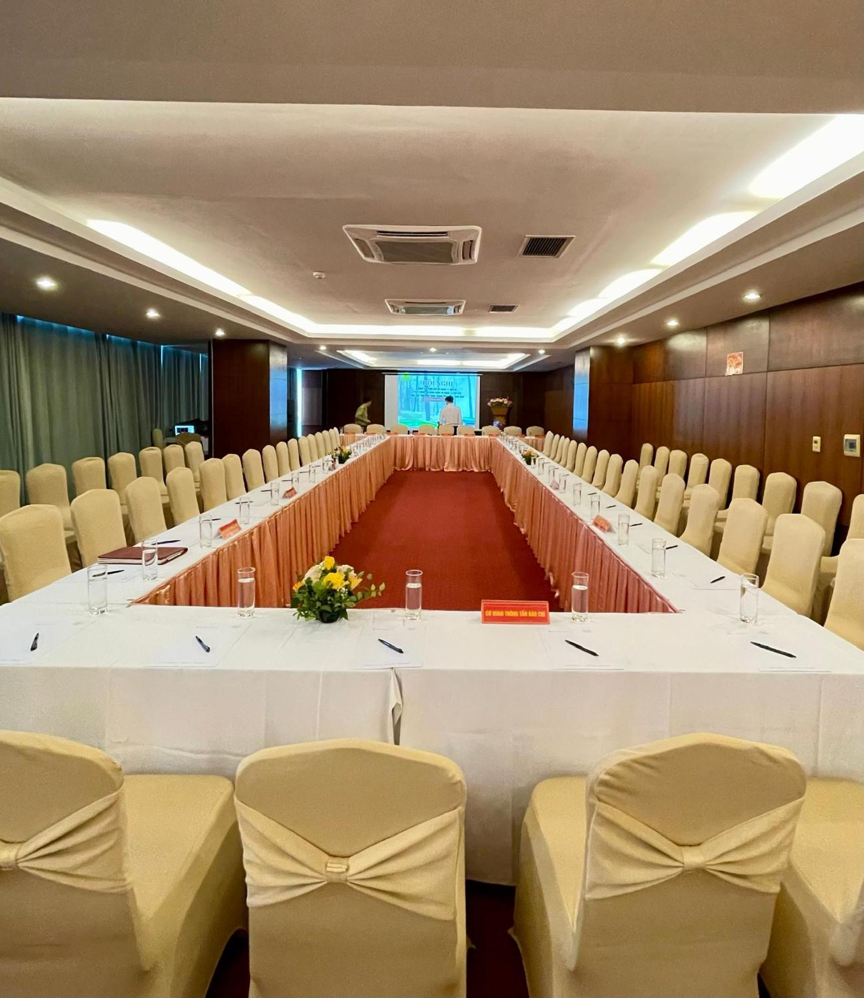 Muong Thanh Grand Xa La Hotel Hanoi Exterior photo